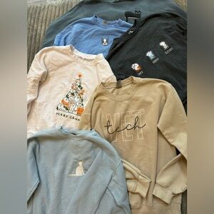 Free with purchase 
Cat/dog sweatshirt bundle